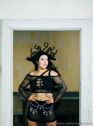 Charli Evans OnlyFans Leaked Free Thumbnail Picture - #PeyRif4Cmt