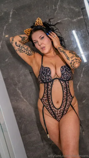 Charli Evans OnlyFans Leaked Free Thumbnail Picture - #bVzFrpFLd4