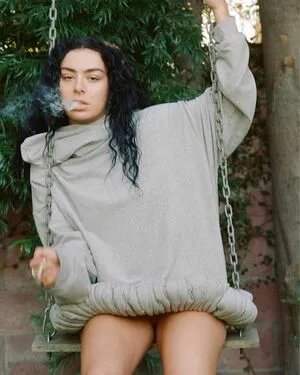 Charli XCX OnlyFans Leaked Free Thumbnail Picture - #07i7viGz15