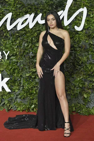 Charli XCX OnlyFans Leaked Free Thumbnail Picture - #1oV6wA9OQ7