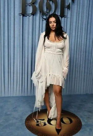 Charli XCX OnlyFans Leaked Free Thumbnail Picture - #27dj8FvYTS