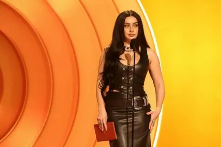 Charli XCX OnlyFans Leaked Free Thumbnail Picture - #2E4b0Tdd3D