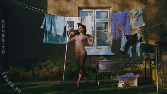 Charli XCX OnlyFans Leaked Free Thumbnail Picture - #33M72utoWx