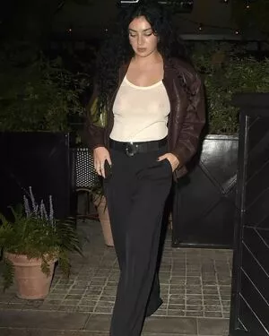 Charli XCX OnlyFans Leaked Free Thumbnail Picture - #4kFI7zcEoK