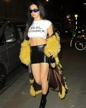 Charli XCX OnlyFans Leaked Free Thumbnail Picture - #5Svyh0uEAs