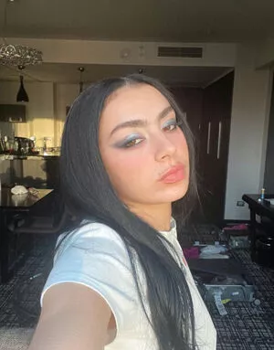 Charli XCX OnlyFans Leaked Free Thumbnail Picture - #6Ql30V3vqI
