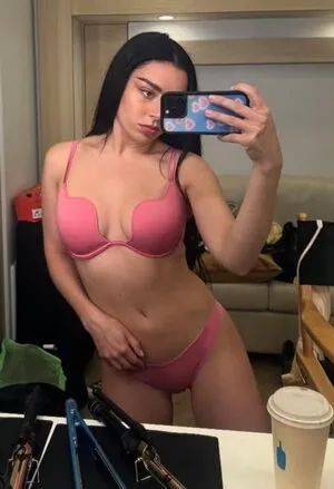 Charli XCX OnlyFans Leaked Free Thumbnail Picture - #7QDpcLpX6n