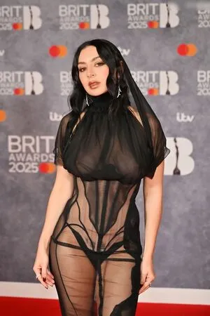 Charli XCX OnlyFans Leaked Free Thumbnail Picture - #81TO7Qmtyl
