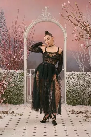 Charli XCX OnlyFans Leaked Free Thumbnail Picture - #8vZflzI1nw