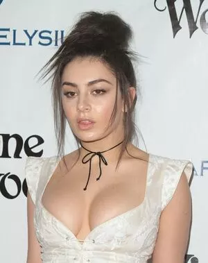 Charli XCX OnlyFans Leaked Free Thumbnail Picture - #AHP44iLX3E