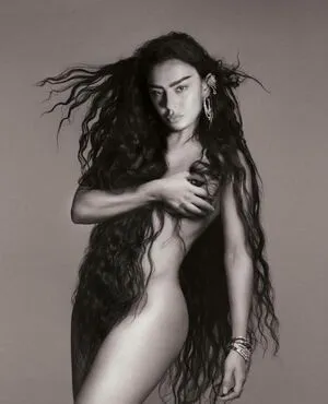 Charli XCX OnlyFans Leaked Free Thumbnail Picture - #B5Zgus8Ggl