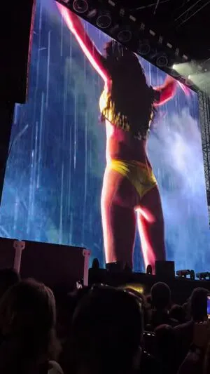 Charli XCX OnlyFans Leaked Free Thumbnail Picture - #BDfdB400QX