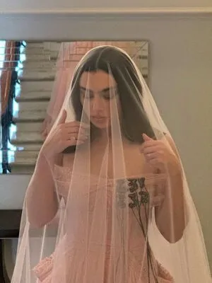 Charli XCX OnlyFans Leaked Free Thumbnail Picture - #BeN0ayhN9c