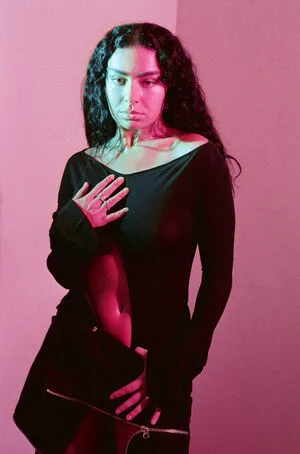Charli XCX OnlyFans Leaked Free Thumbnail Picture - #CpaiQosx8s