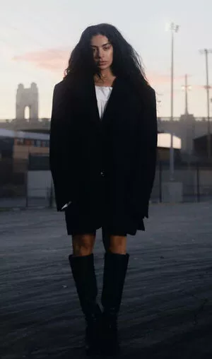 Charli XCX OnlyFans Leaked Free Thumbnail Picture - #EFPx8ngS9d