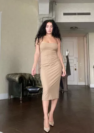 Charli XCX OnlyFans Leaked Free Thumbnail Picture - #ESM6ykt4tV