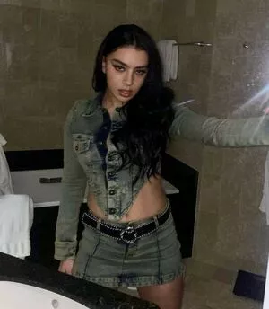 Charli XCX OnlyFans Leaked Free Thumbnail Picture - #Gi9TlBdHJ6