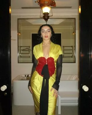 Charli XCX OnlyFans Leaked Free Thumbnail Picture - #IzCZsB9lxS