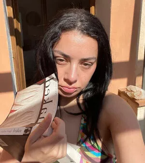 Charli XCX OnlyFans Leaked Free Thumbnail Picture - #KLRrzrj5Ek
