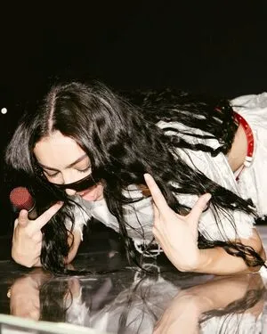 Charli XCX OnlyFans Leaked Free Thumbnail Picture - #MRpfzhdo23