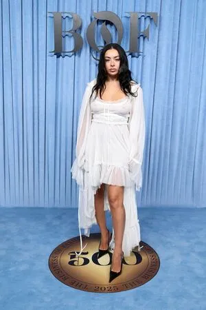 Charli XCX OnlyFans Leaked Free Thumbnail Picture - #OO8iUi8G4q