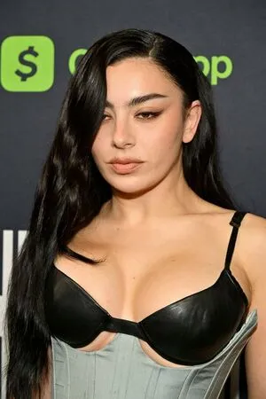 Charli XCX OnlyFans Leaked Free Thumbnail Picture - #PeXBss5SPu