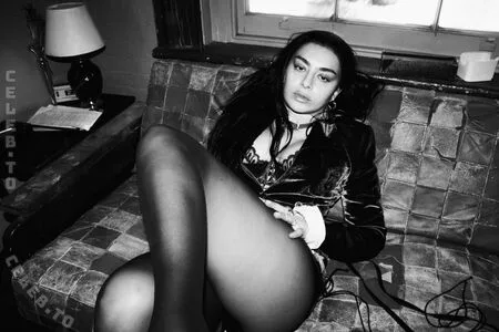 Charli XCX OnlyFans Leaked Free Thumbnail Picture - #RDbmm5U2me