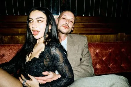 Charli XCX OnlyFans Leaked Free Thumbnail Picture - #RMOGSknhGH