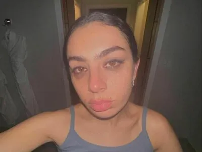 Charli XCX OnlyFans Leaked Free Thumbnail Picture - #RYvhQiaBec