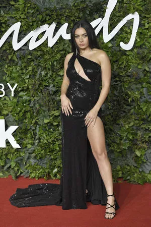 Charli XCX OnlyFans Leaked Free Thumbnail Picture - #RYxgiJdogR