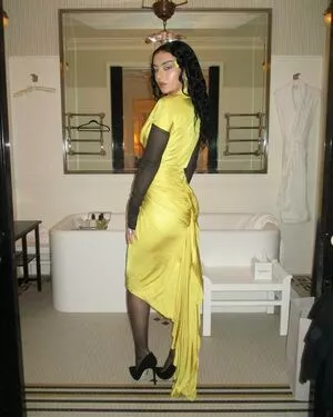 Charli XCX OnlyFans Leaked Free Thumbnail Picture - #RZsrxwCG0u