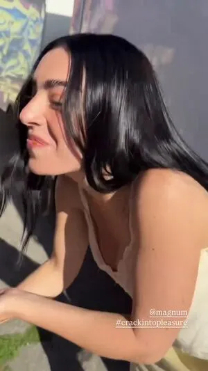 Charli XCX OnlyFans Leaked Free Thumbnail Picture - #S97ZQJaWEN