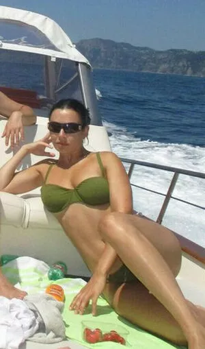 Charli XCX OnlyFans Leaked Free Thumbnail Picture - #TE2t3n3URI