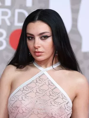 Charli XCX OnlyFans Leaked Free Thumbnail Picture - #TS4tXIzkei