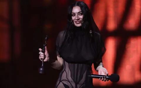 Charli XCX OnlyFans Leaked Free Thumbnail Picture - #UMwz4rrRJ7