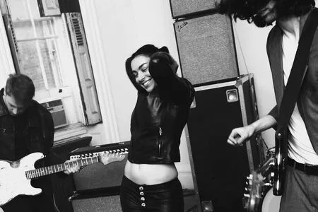Charli XCX OnlyFans Leaked Free Thumbnail Picture - #UbF6HJ8eXA
