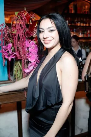 Charli XCX OnlyFans Leaked Free Thumbnail Picture - #V5gH0byFZo