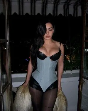 Charli XCX OnlyFans Leaked Free Thumbnail Picture - #VpniXE3Mlm