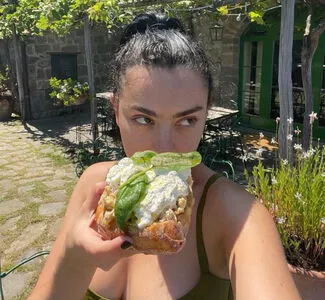 Charli XCX OnlyFans Leaked Free Thumbnail Picture - #VymKJJxF2R