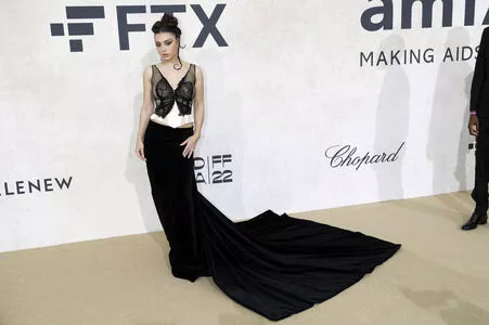 Charli XCX OnlyFans Leaked Free Thumbnail Picture - #X7tPXwwBNY