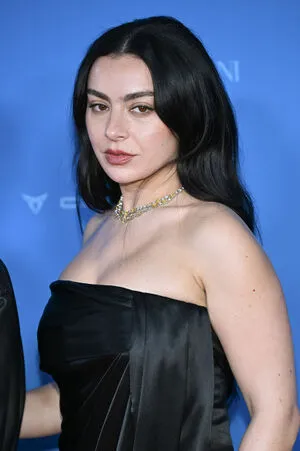Charli XCX OnlyFans Leaked Free Thumbnail Picture - #YgGcnZDB7s