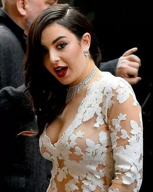 Charli XCX OnlyFans Leaked Free Thumbnail Picture - #YoMuk62Xc9