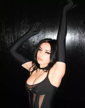 Charli XCX OnlyFans Leaked Free Thumbnail Picture - #Z9TxeeALzV