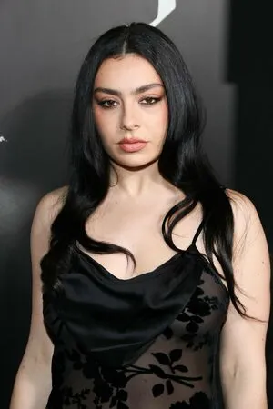 Charli XCX OnlyFans Leaked Free Thumbnail Picture - #ZnceGAeaE6