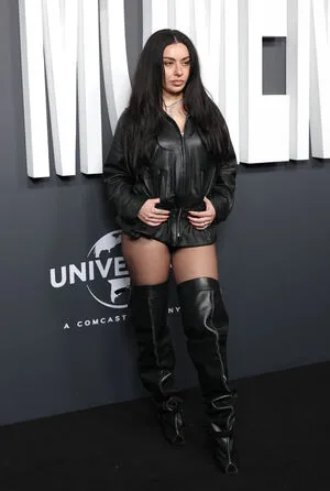 Charli XCX OnlyFans Leaked Free Thumbnail Picture - #acaD0f7aic