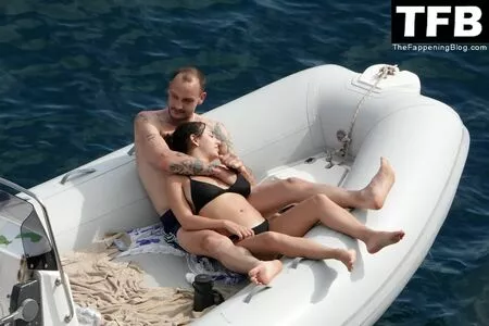 Charli XCX OnlyFans Leaked Free Thumbnail Picture - #ajvoIhCwz5