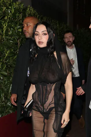 Charli XCX OnlyFans Leaked Free Thumbnail Picture - #anEAtbR3XU