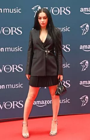 Charli XCX OnlyFans Leaked Free Thumbnail Picture - #at2VbnHSyI