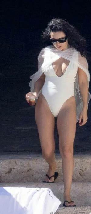 Charli XCX OnlyFans Leaked Free Thumbnail Picture - #bFQrMbLM53