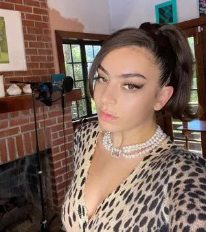 Charli XCX OnlyFans Leaked Free Thumbnail Picture - #cuUdbs7rKa